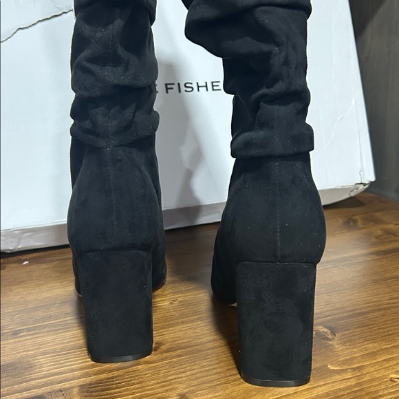 Marc Fisher Black Suede Heeled Boots new in box size 8.5 - Picture 5 of 8